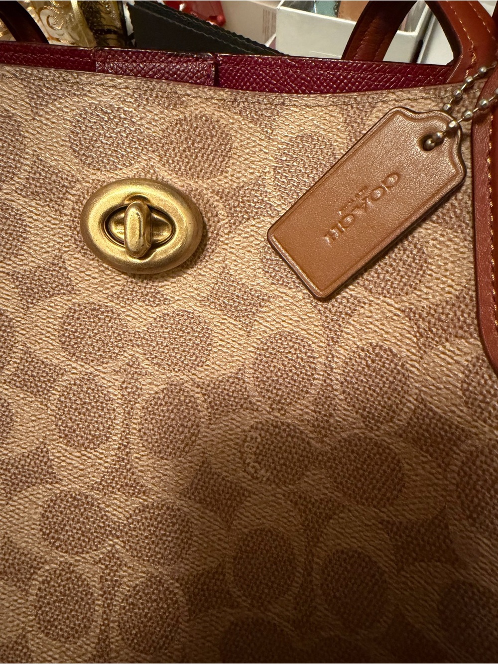 Coach Willow Tote In Signature Canvas with matching wallet. EUC - Picture 13 of 13